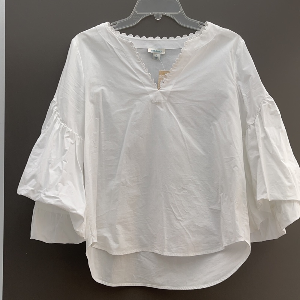 White cotton top with fun gorgeous balloon sleeves.